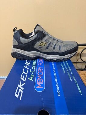 Skechers Men's Gray and Athletic Trail Shoe - Memory Foam - Size 10.5